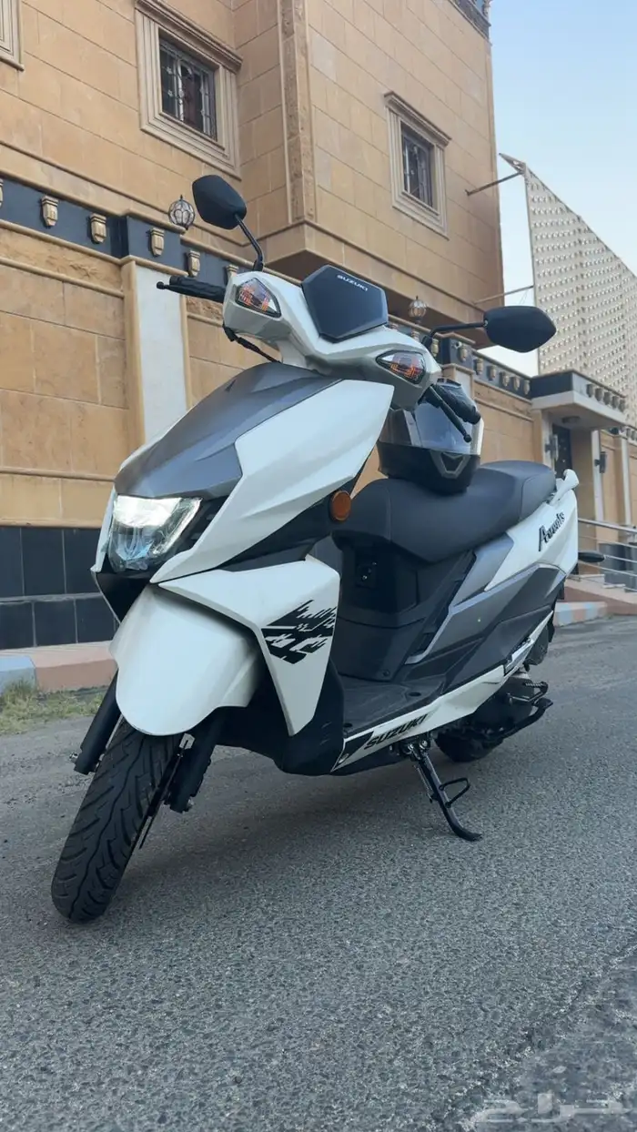 دباب سوزوكي أفنيوس بطة 2024 2