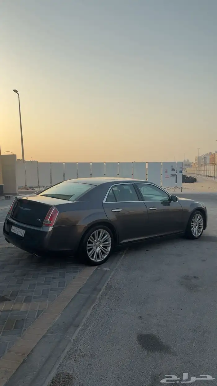 كرايسلر 300c موديل 2014 6