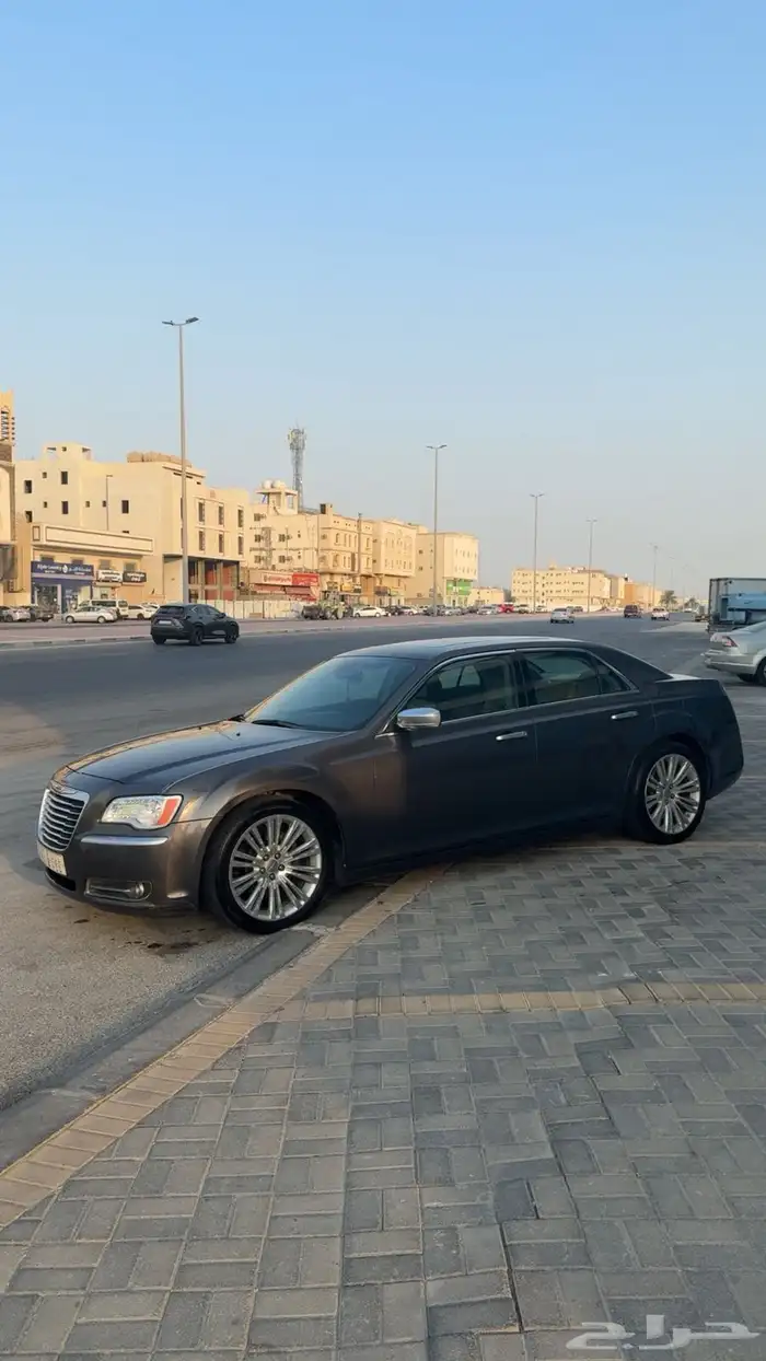 كرايسلر 300c موديل 2014 1