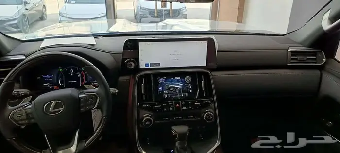 لكزس LX600BBبريمي داخلى احمر 7