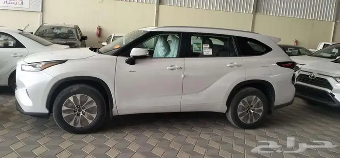 تويوتا هايلاندر GLE هايبرد 2025 1