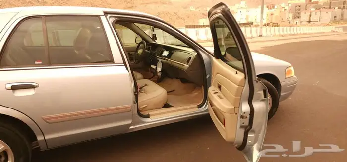 كراون فكتوريا 2011 13