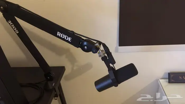 لبيع مكسر goxlr و مايك Shure SM7B 2