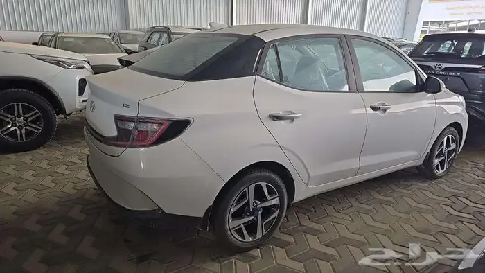 هيونداي I10 موديل 2025 لدى احدث السيارات 2