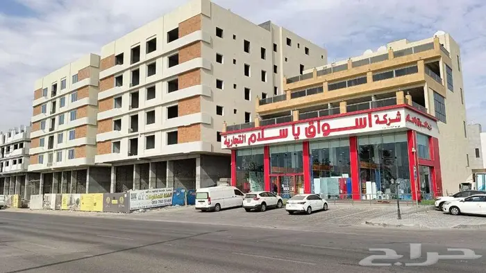 صالات تجارية للأيجار بشاطئ القطيف 0