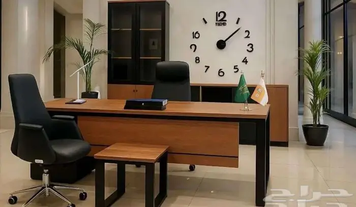 طاولات مكتب بتصميم جديد متوفرة توصيل وتركيب مجاني في جدة 4