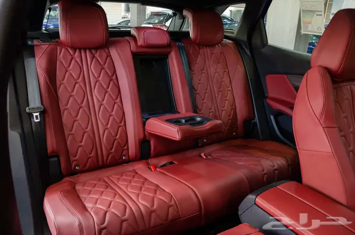 بيجو 3008 GT موديل 2023 6