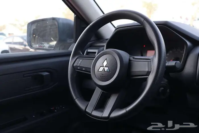 ميتسوبيشي L200 غمارتين 2024بدون دبل سعودي 4