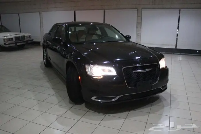 كرايسلر 2019-300 اسود بطاقة جمركية بوية بلدها 6