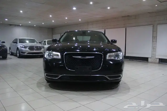 كرايسلر 2019-300 اسود بطاقة جمركية بوية بلدها 10