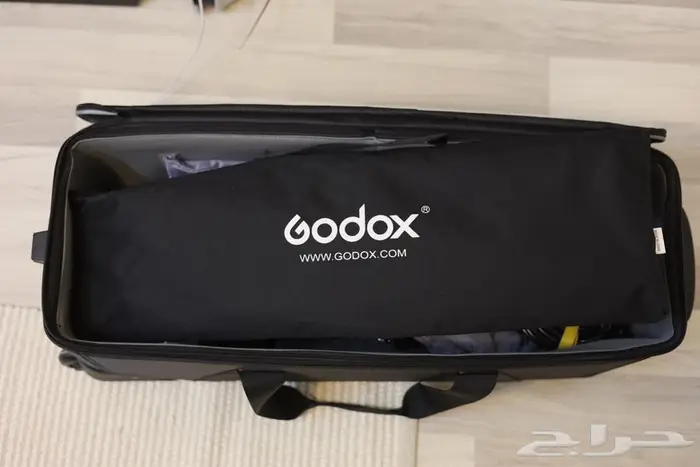 عدة إضاءة Godox شبه جديدة   استخدام مرة واحدة 0