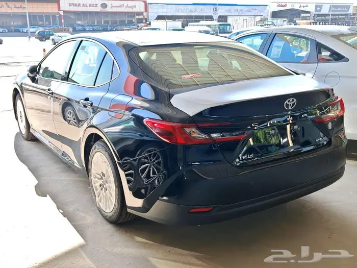 كامري E Plus بلس هايبرد 2025 اسود 14