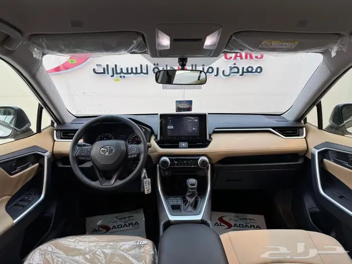 تويوتا راف فور استاندرLE بنزين دفع رباعي2025 18