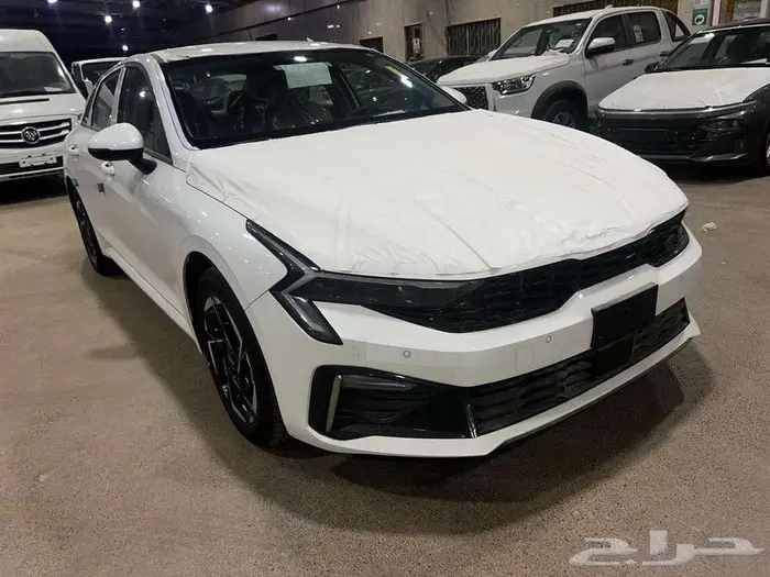 كيا-K5-استندر-مطور-بصمه-2025-السعر-103000-شامل الضريبه 2
