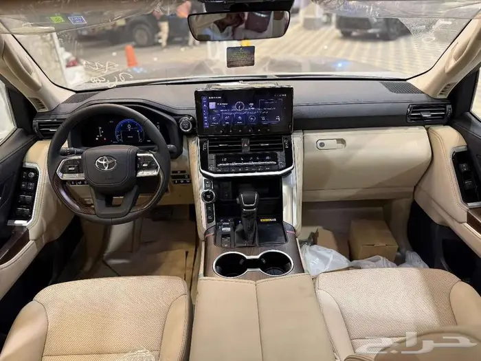 لاندكروزر GXR L4 ديزل 2025 تمويل فوري استلم في اسرع وقت 8