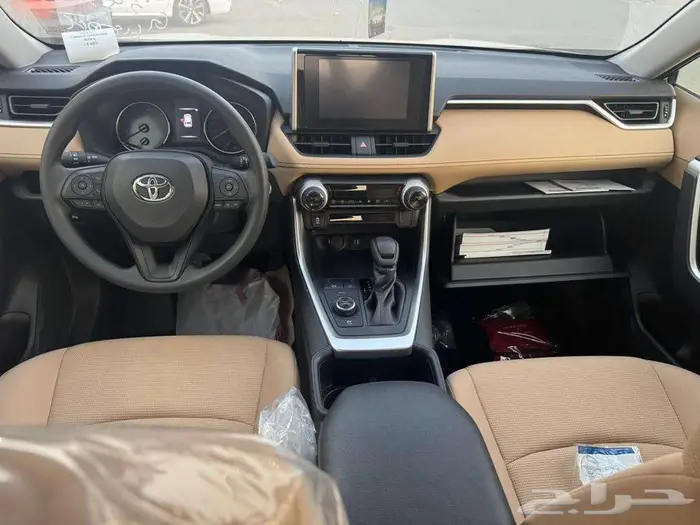 تويوتا راف فور استندر 2500 cc هايبرد دفع رباعى موديل 2024 6