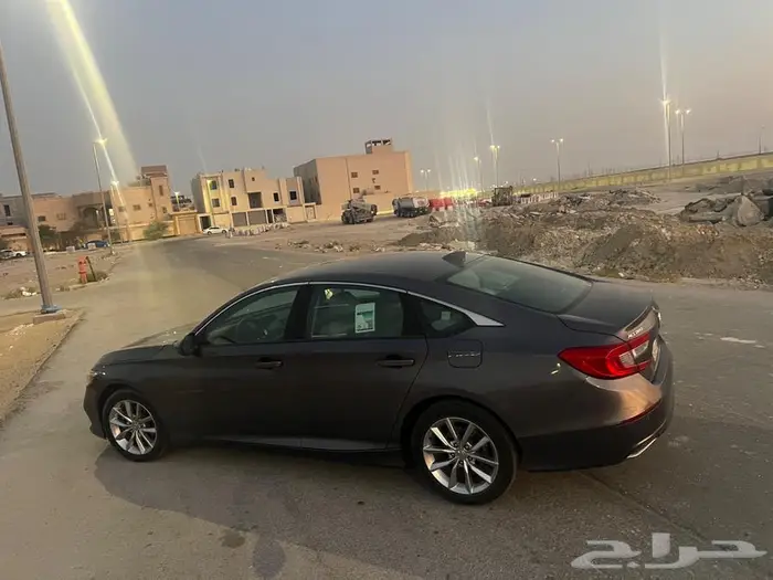 2022 هوندا أكورد 4