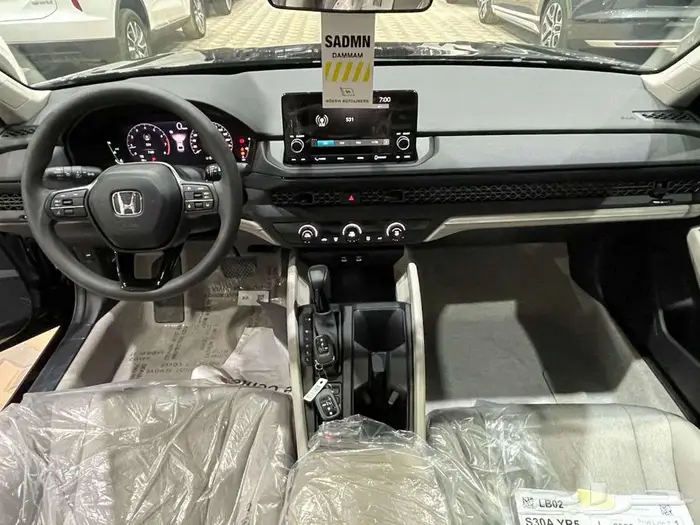 هوندا اكورد LX ستاندر موديل 2025 2