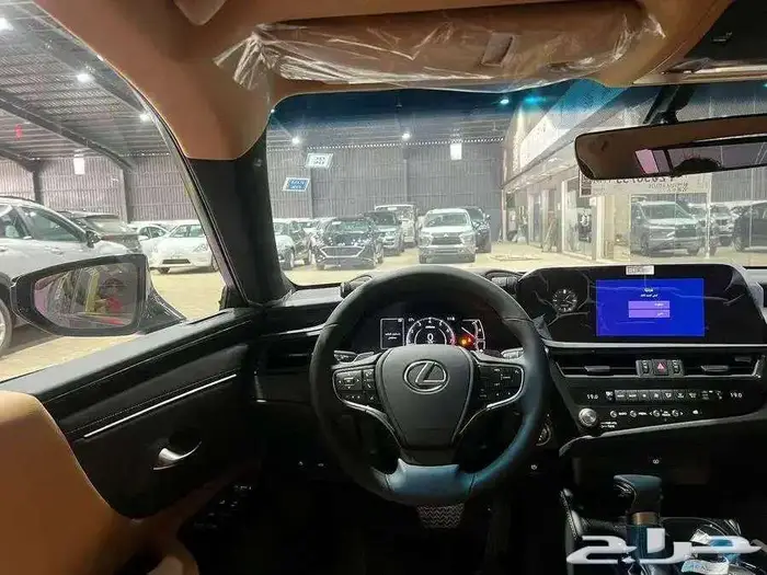لكزس ( ES250 ) AA ستاندر 2025 3