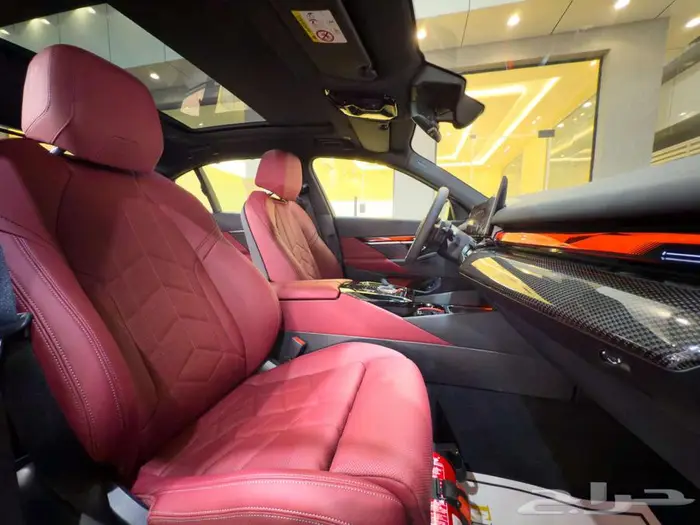 BMW 520 M KIT 2025 اسود خليجي زيرو 5