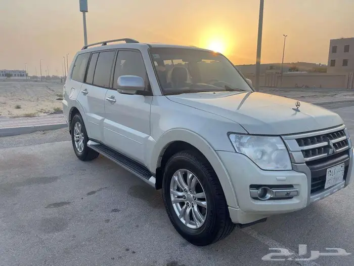 2016 3.8 Pajero Silver Package full 2