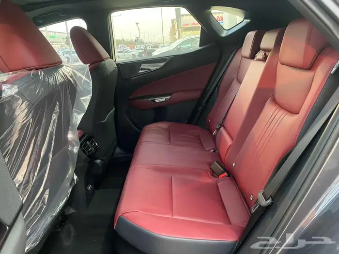 لكزس NX 350h 2025 رمادي داخلي احمر هايبرد 9