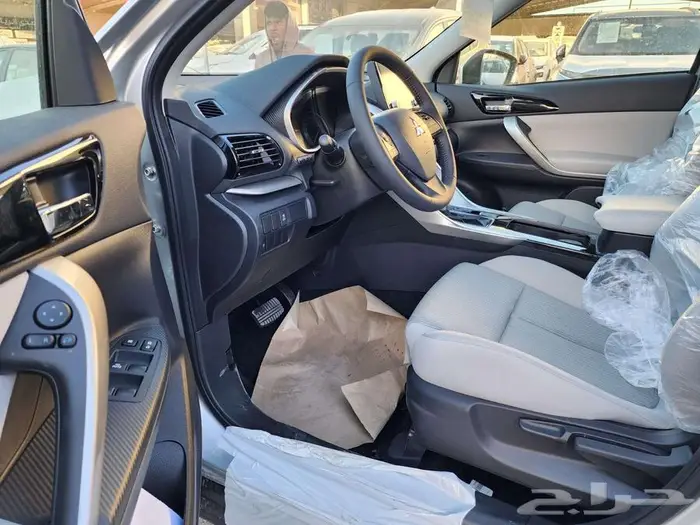 ميتسوبيشي اكليبس كروس GLS-ML موديل 2025 7