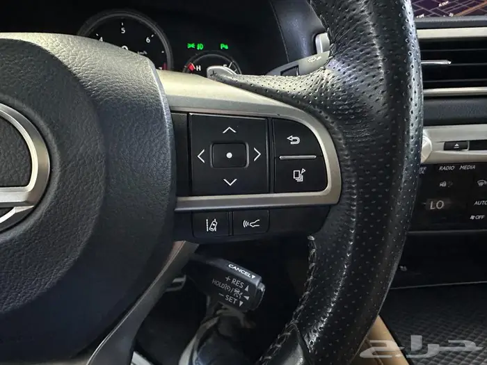 لكزس GS350 اف سبورت 2016 خليجي مالك اول بحالة الوكالة 36