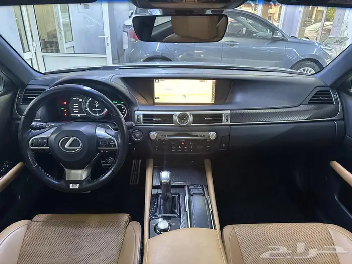 لكزس GS350 اف سبورت 2016 خليجي مالك اول بحالة الوكالة 24