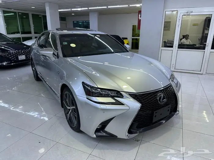 لكزس GS350 اف سبورت 2016 خليجي مالك اول بحالة الوكالة 3