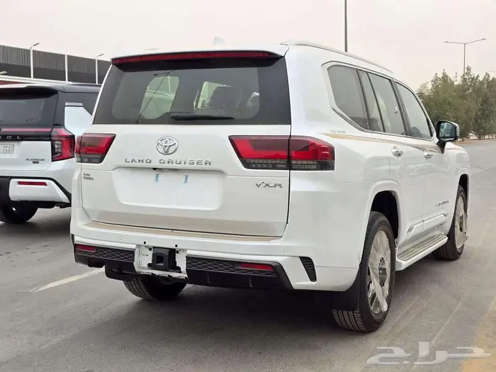 لاندكروزر 2025 VXR بريمي فل كامل موديل كاش وأقساط بنك 6