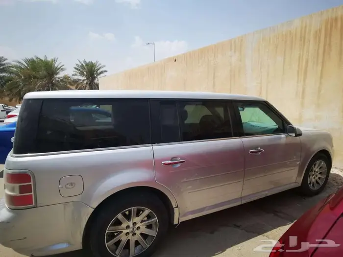 فورد فلكس 2010 5