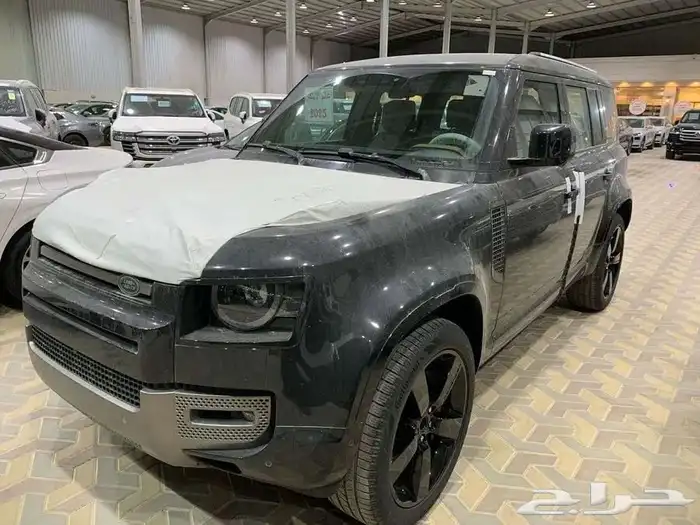 لاندروفر - ديفندر HSE فل كامل V6 سعودي موديل 2025 1
