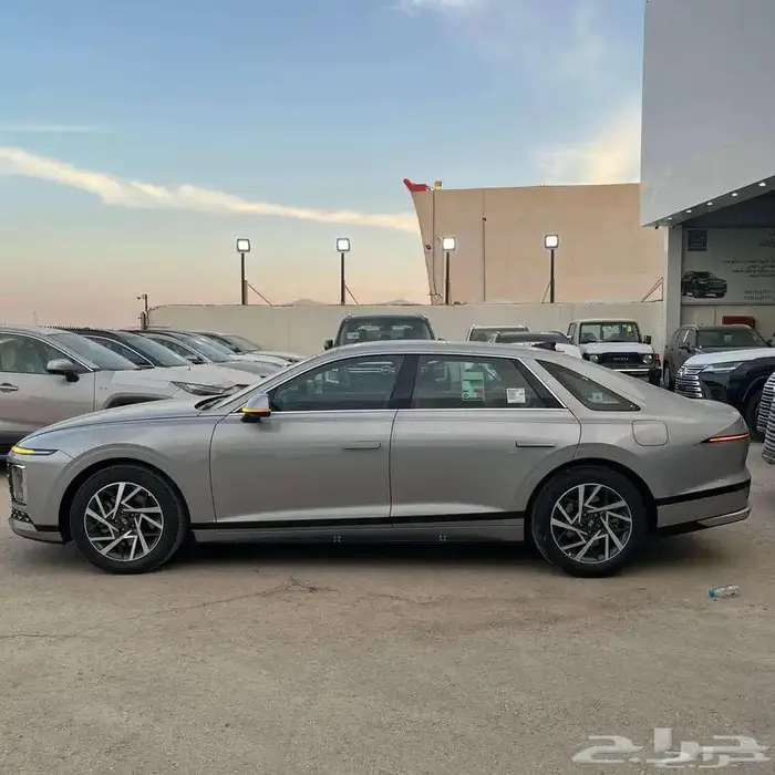 هيونداي - ازيرا كلاسيك 1