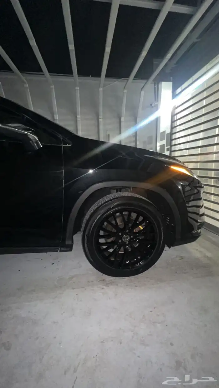 للبيع لكزس - lexus Rx 350 2019 بحالة ممتازة 6