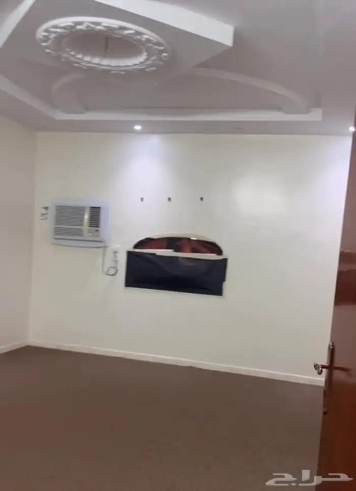 شقة للإيجار عوائل 11