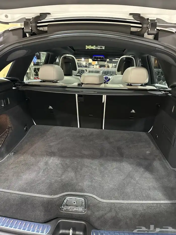 مرسيدس GLC300 2023 AMG . رصد الفخامة 36