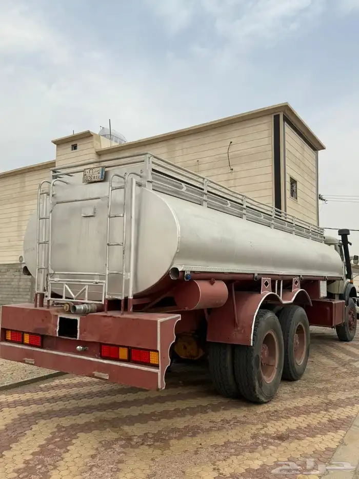 وايت سقس بوز موديل 83 كفو تم البيع 5