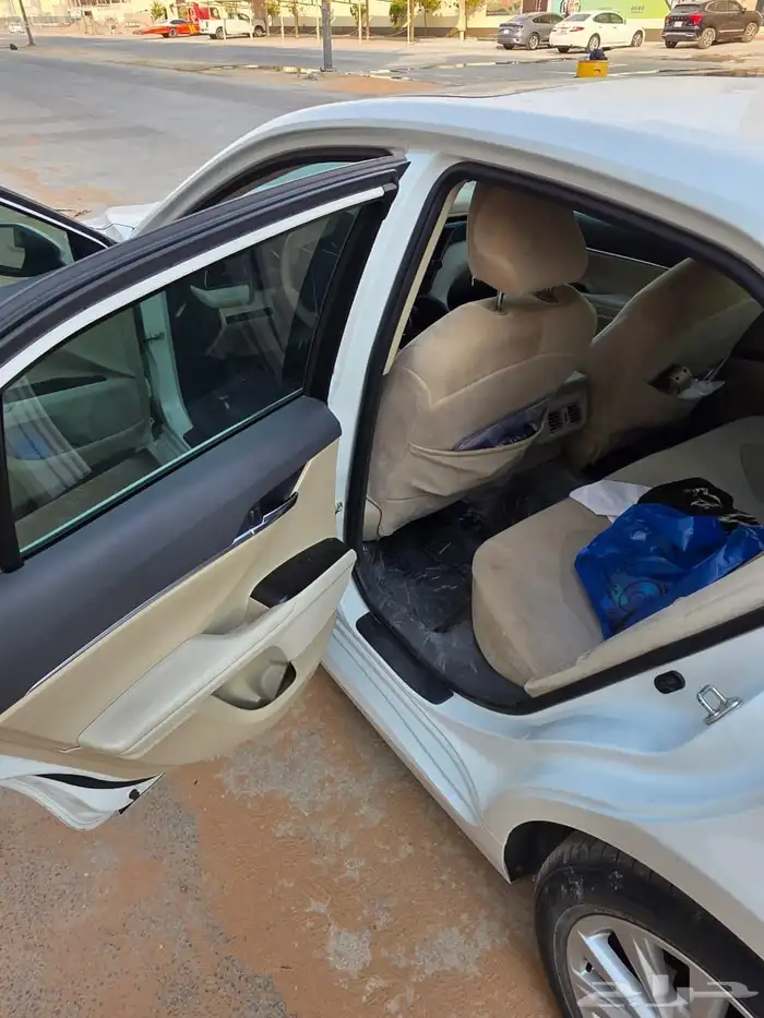 كامري 2023 GLE نظيفه 9