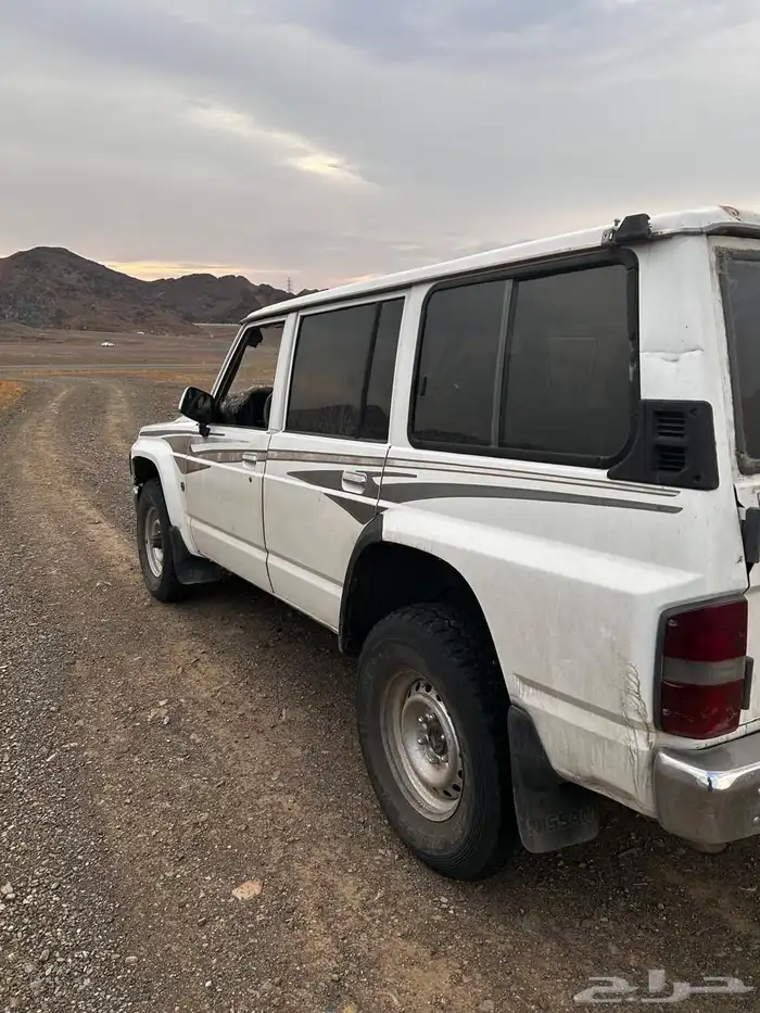 جيب نيسان للبيع مكينه للكزز 430شغال البيع تشليح سبب التطويف 12