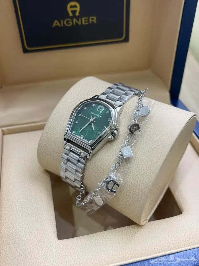 ساعات 4