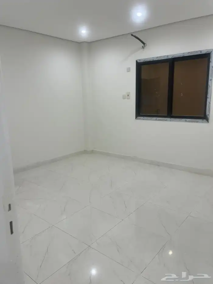 للايجار 4 شقق بعقد واحد 1