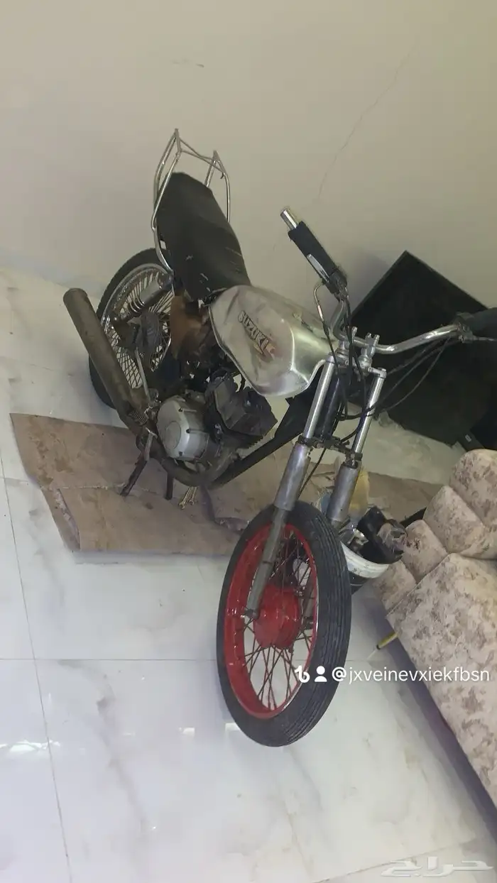 الدباب للبيع وعلى اليوم اليوم واصل 1350 افرق السوم وخذه 0