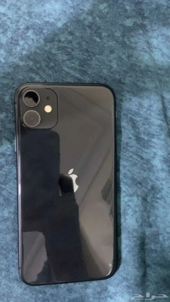 ايفون 11نظيف جدا الجوال مانفك البطارية 72. 64جيجا 0