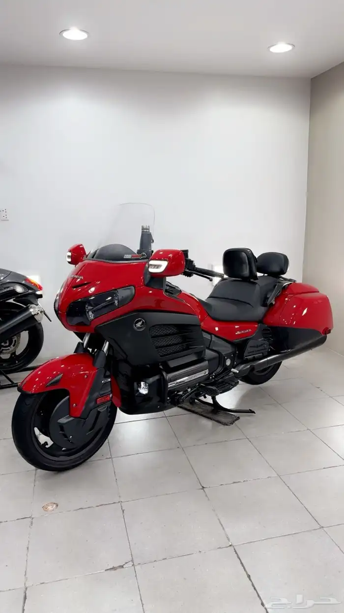 هوندا قولدوينقF6B 11