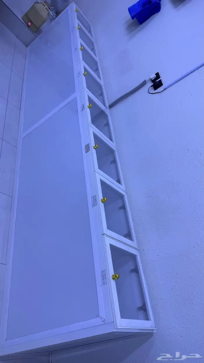 للبيع دروج تخزين عدد 3 مع رف نظيفه 1