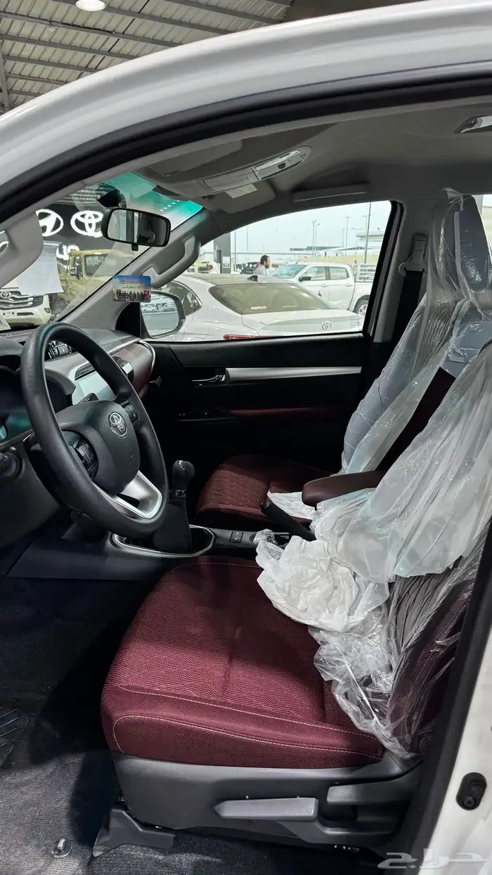 هايلكس غمارتين GLX دبل 2.7 بنزين قير عادي 2025 - 147.500 3