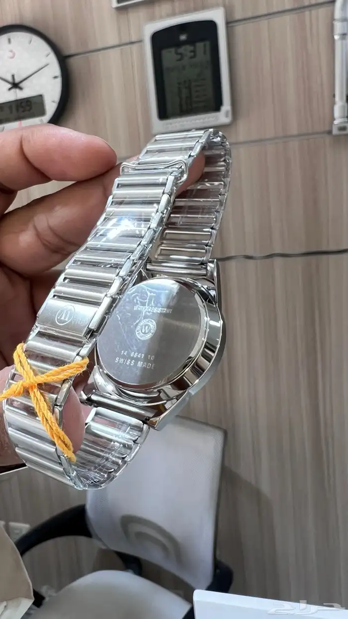 الجميله ساعة وست اند واتش كو السويسرية ام صليب 1