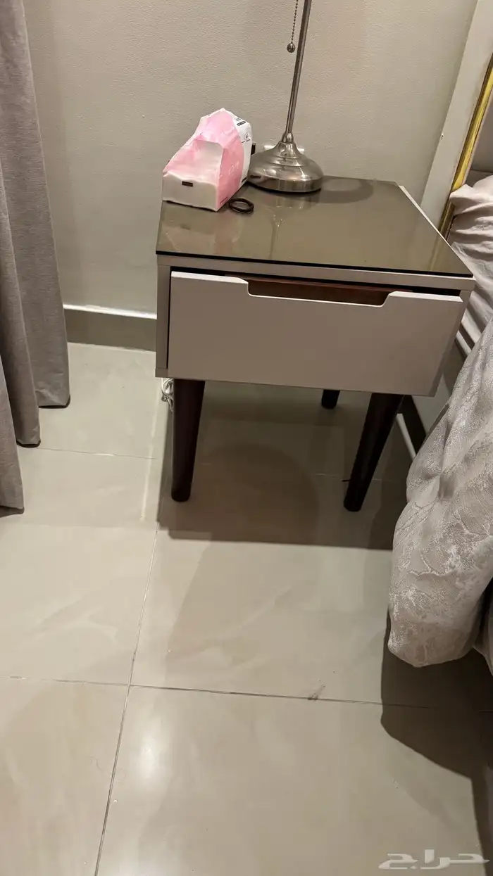ثلاجة و غساله و مايكرويف و غرفة نوم 7