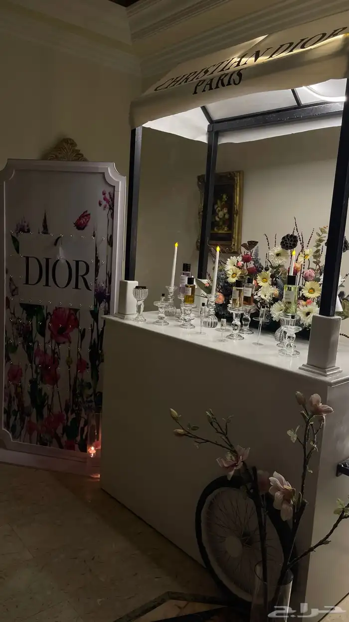 عربه عطور للبيع التواصل واتس على الرقم 3